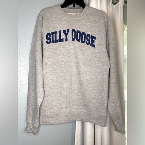 NEVER WORN ✨ Middle Class Fancy Original Silly Goose Sweatshirt